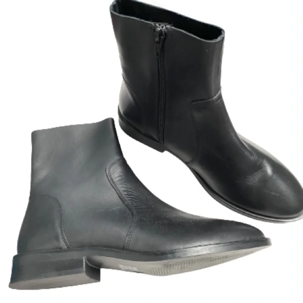Asos Leather‎ Women's Chelsea Booties Boots Size 6 NWOB